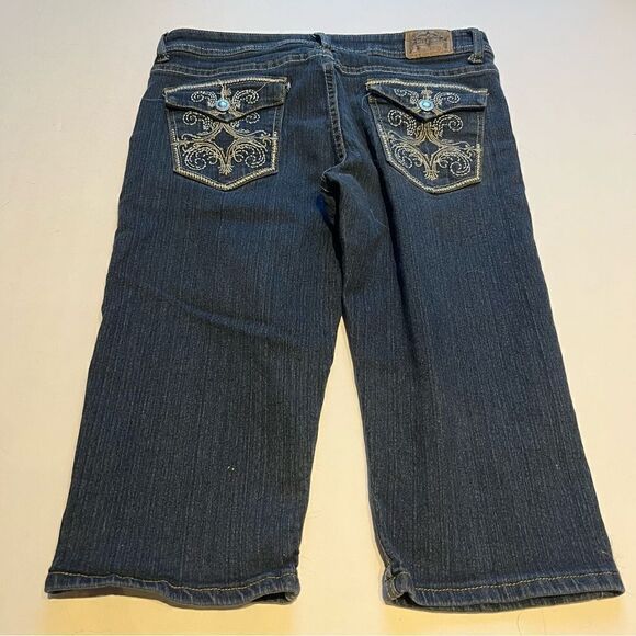 Hydrant Women's Blue denim Bermuda shorts Size 10 Embellished pockets - Picture 2 of 8